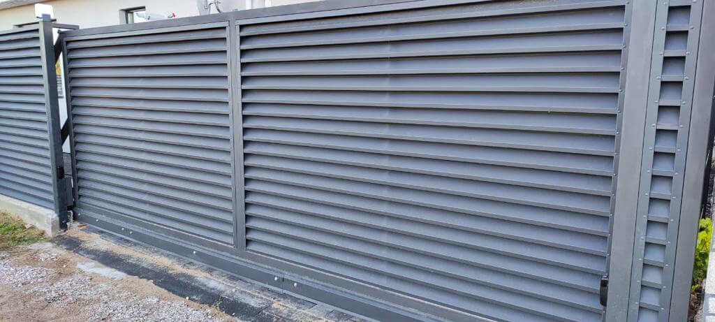 забор с ламелями эко-z ral7024/7024 серый графит двусторонний матте фото7 в Луганске