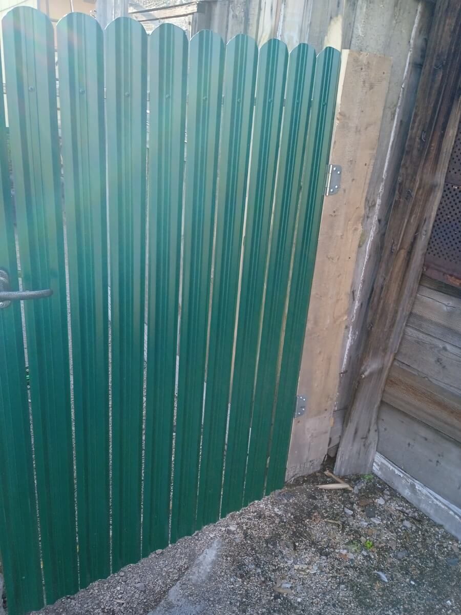 Калитка из штакетника ЭКО-М RAL6005/6005 Зеленый Мох двусторонний фото 1 в Луганске
